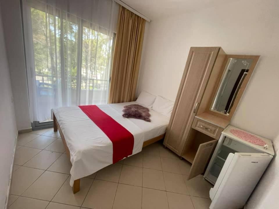 Aparthotel Vila Tufi Velipojë Екстериор снимка