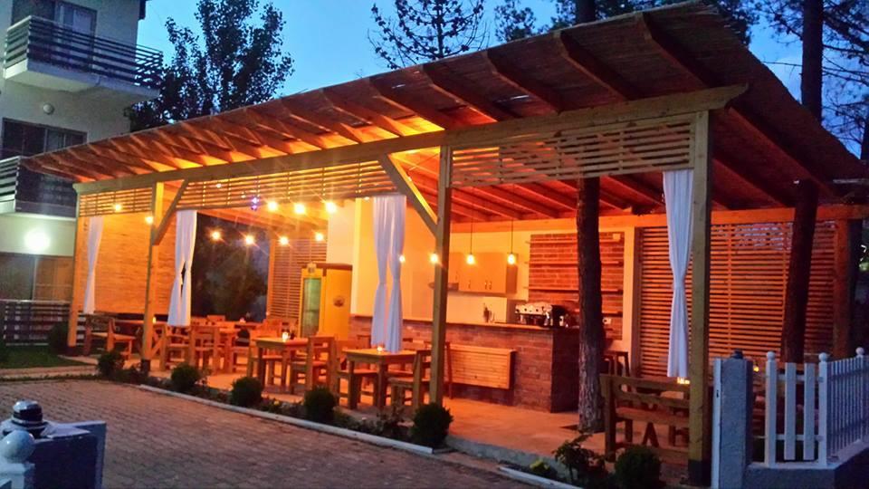 Aparthotel Vila Tufi Velipojë Екстериор снимка